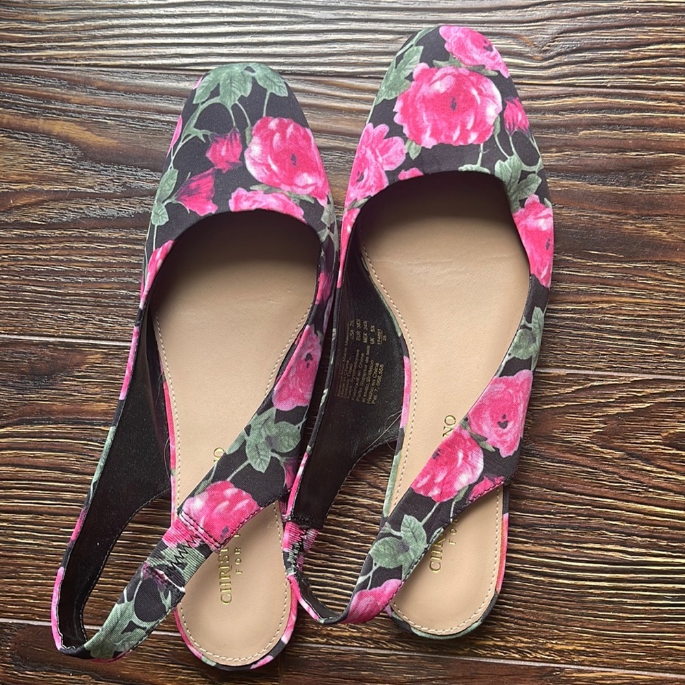 Christian Siriano Close Toe Shoes Size 7.5🥰🥰
